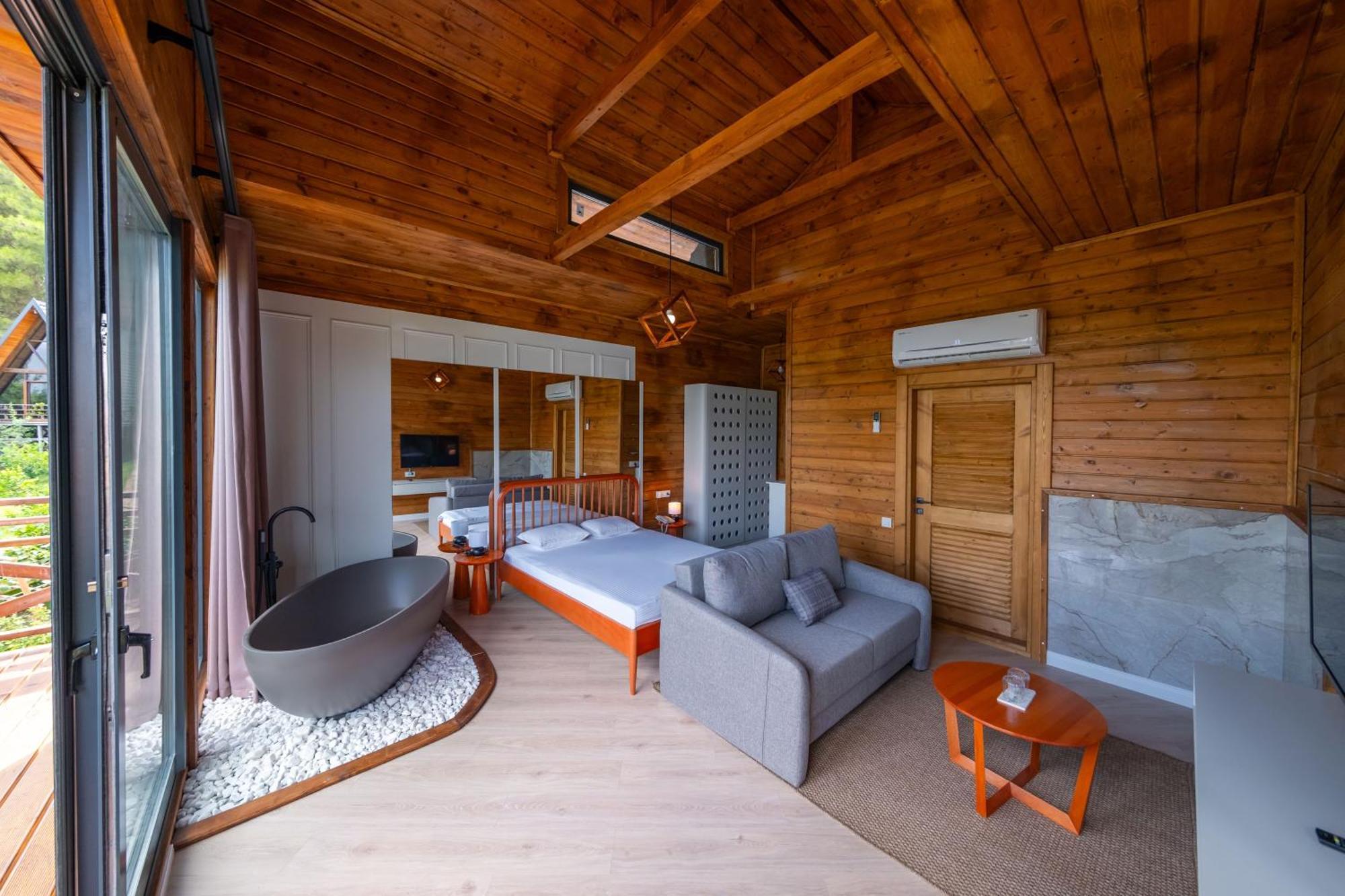 Botanik Goel Evleri Hotel Bucak Ngoại thất bức ảnh