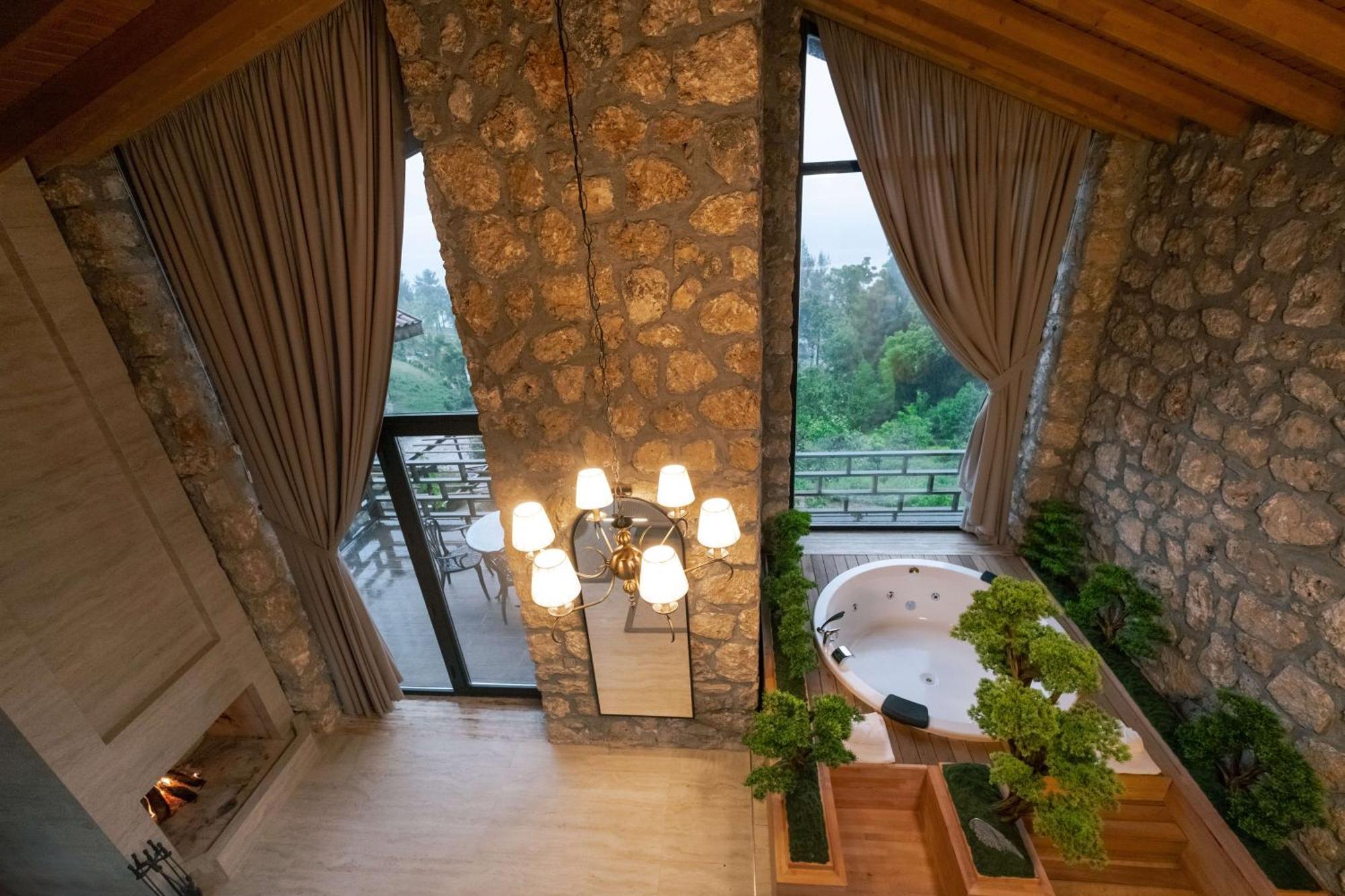 Botanik Goel Evleri Hotel Bucak Ngoại thất bức ảnh