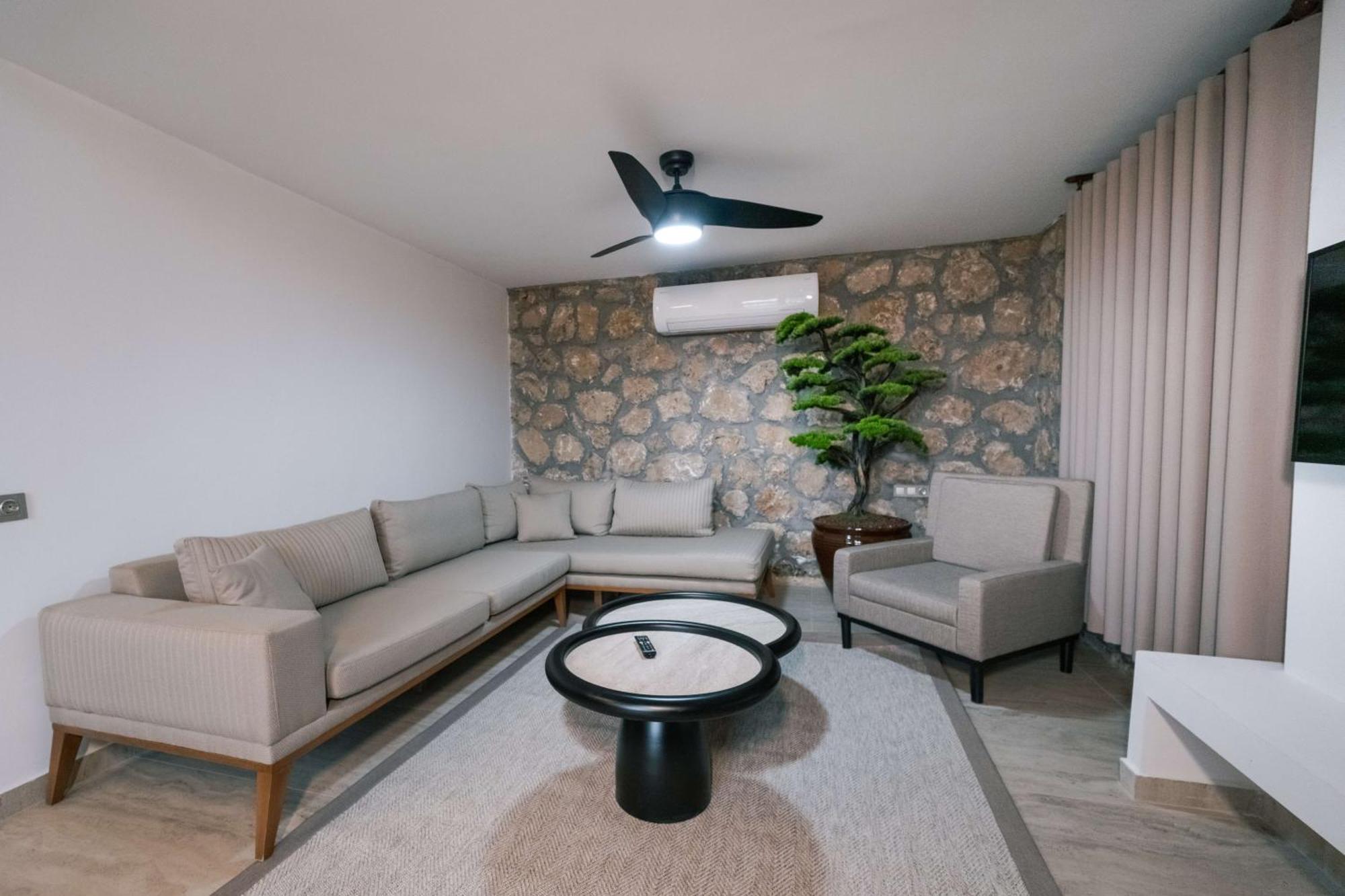 Botanik Goel Evleri Hotel Bucak Ngoại thất bức ảnh