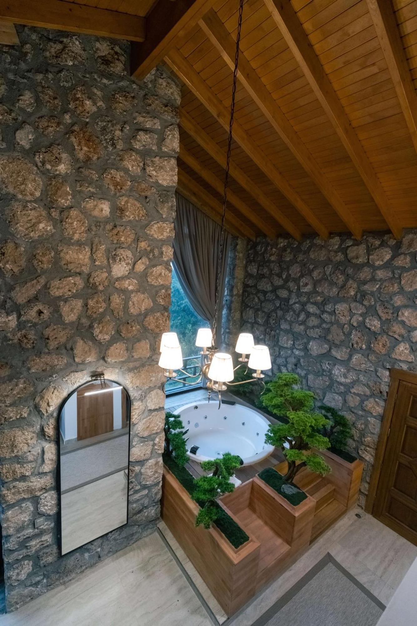 Botanik Goel Evleri Hotel Bucak Ngoại thất bức ảnh